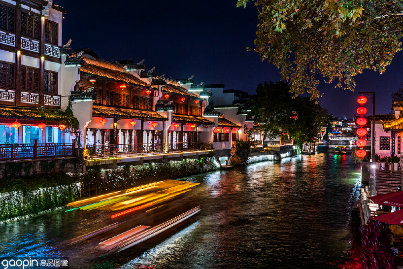 这组绝美的霓虹灯街景图，你不能错过