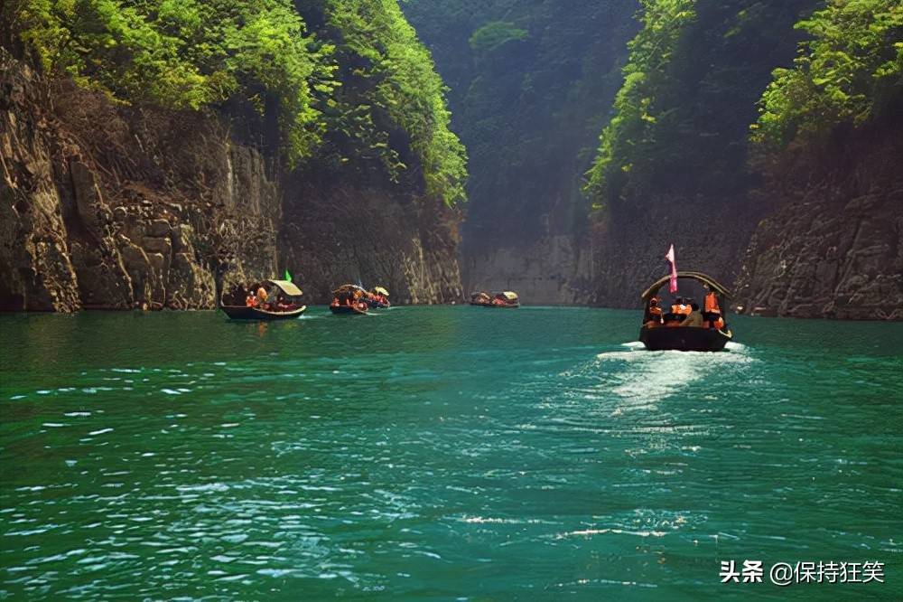 重庆十大著名旅游景点 重庆著名旅游胜地 重庆最有名的景区