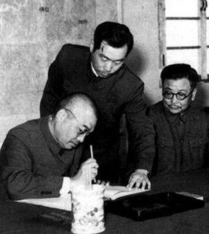 1951年朝鲜战场谈判，代号101是谁？他是毛主席亲点的得力干将