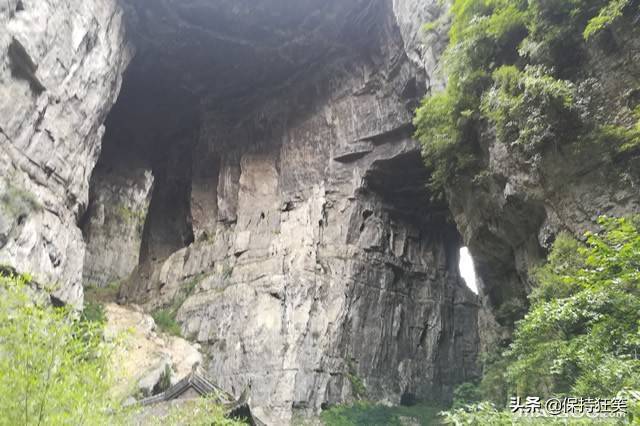 重庆十大著名旅游景点 重庆著名旅游胜地 重庆最有名的景区