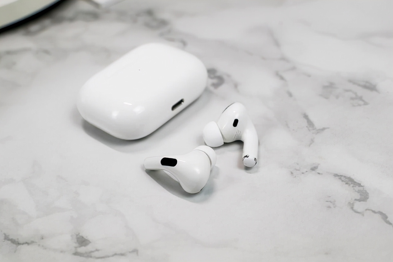 苹果发布AirPods3了吗？iPhone13最好用的蓝牙耳机有哪些？