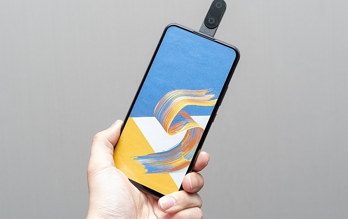 华硕ZenFone 6评测：翻转双摄令人惊艳