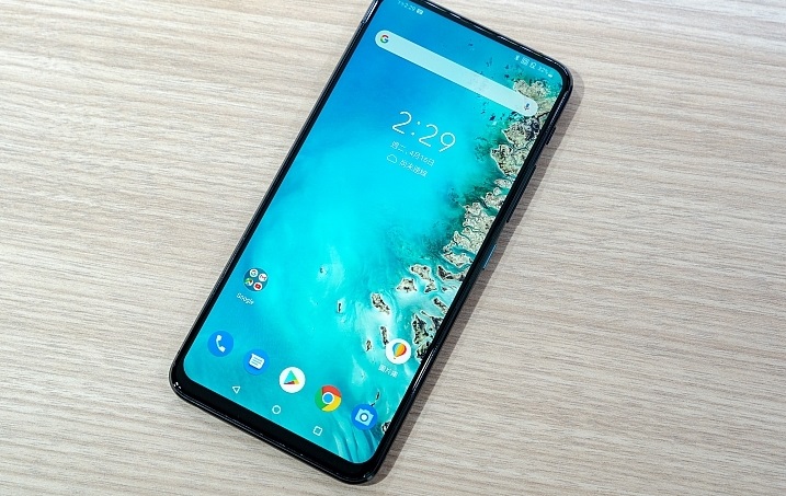 华硕ZenFone 6评测：翻转双摄令人惊艳