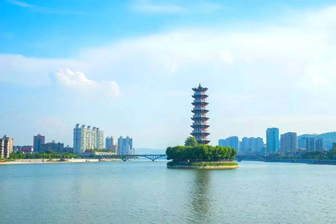 广东有一座很适合养老的城市，这里绿化好，环境佳，节奏慢物价低
