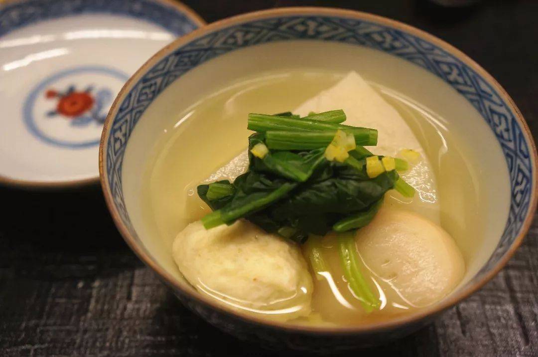如何优雅地吃一顿日本传统高级料理？