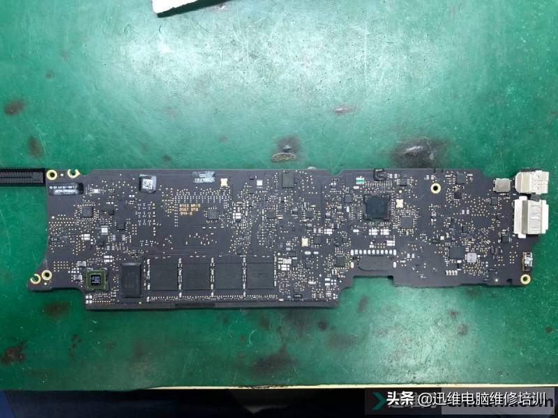 苹果MACBOOK AIR A1465不开机， 被通病坑了险翻车，结果太意外