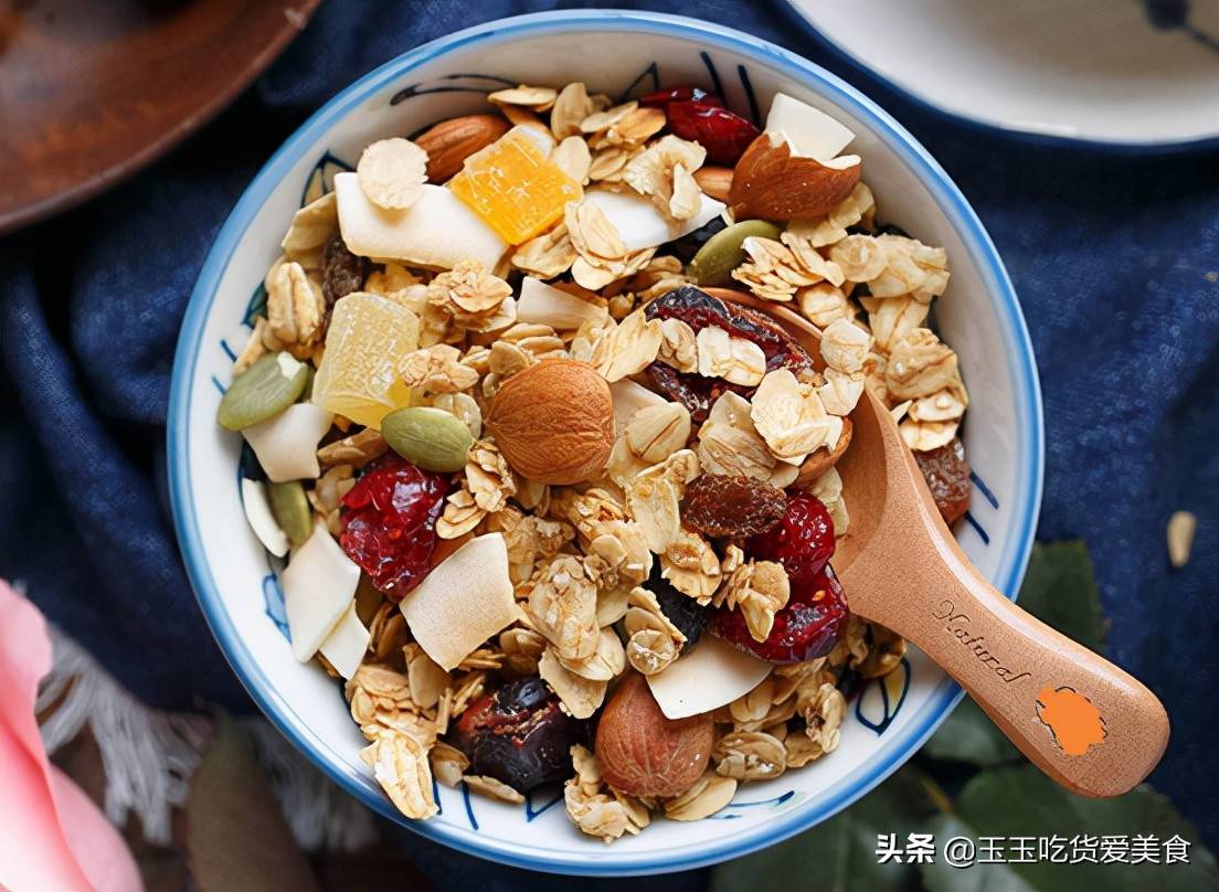 爱吃零食又怕胖，不妨试试这四款零食，好吃又营养，解馋低热量