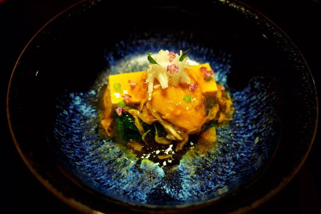 如何优雅地吃一顿日本传统高级料理？