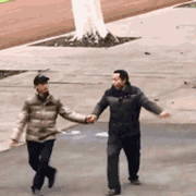 笑成神经病！以为又是大烂片，结果啪啪打脸
