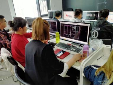 初学者如何学CAD？