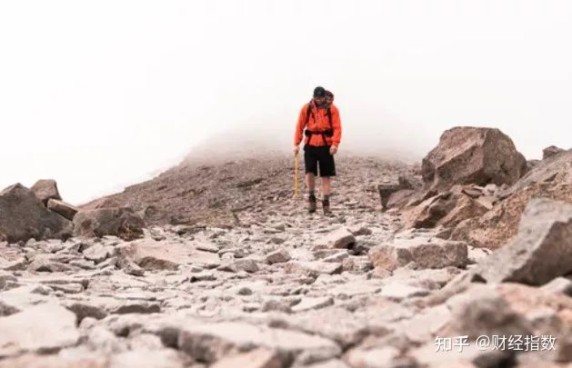 我的自媒体挣钱之路，掌握了这三个方法月入上万并不难