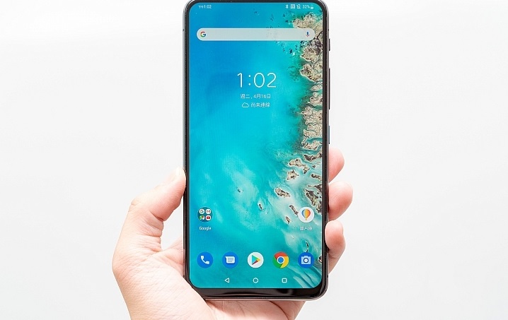 华硕ZenFone 6评测：翻转双摄令人惊艳