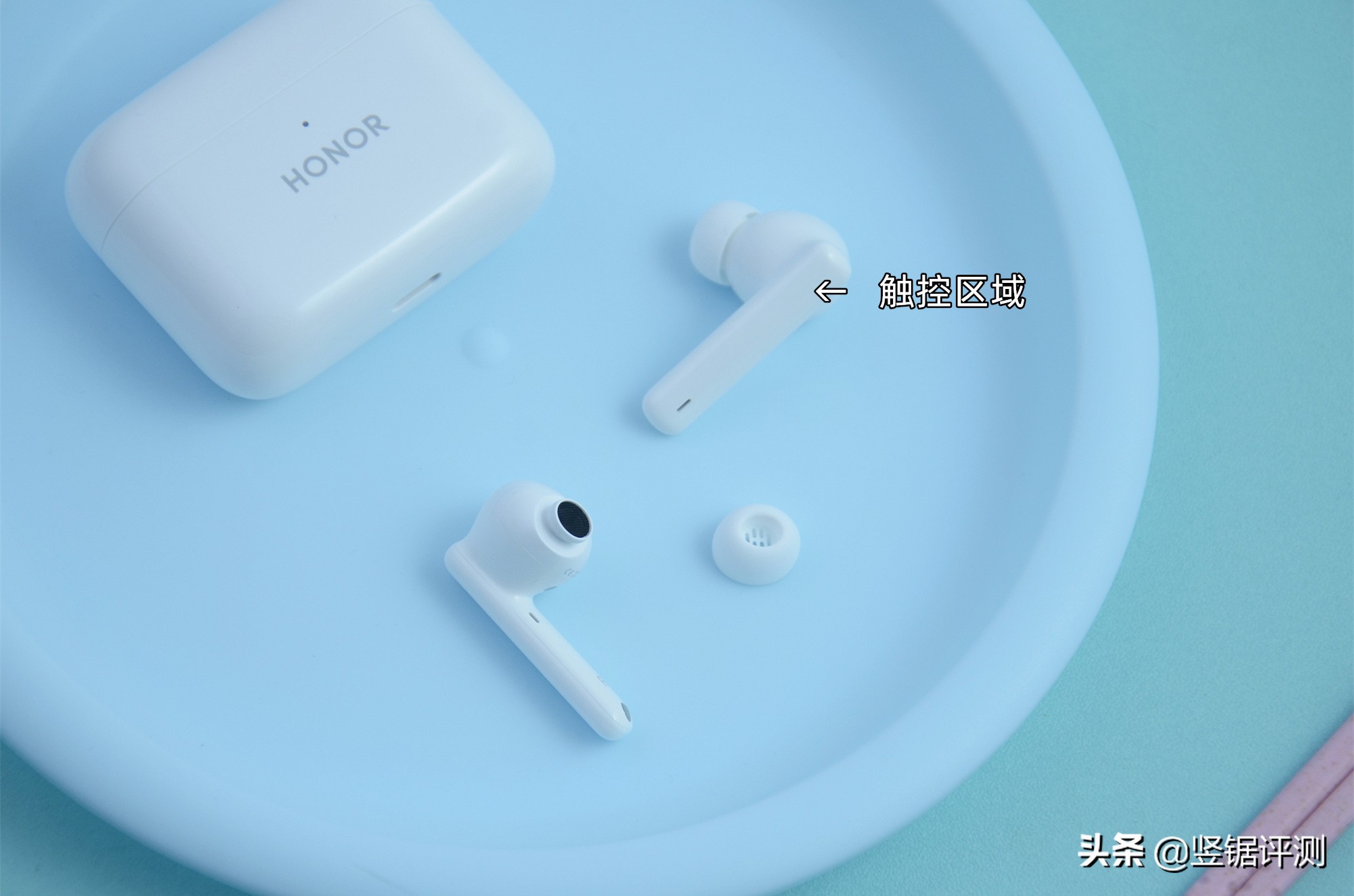 充电10分钟，听歌4小时！荣耀Earbuds 2 SE耳机开箱体验