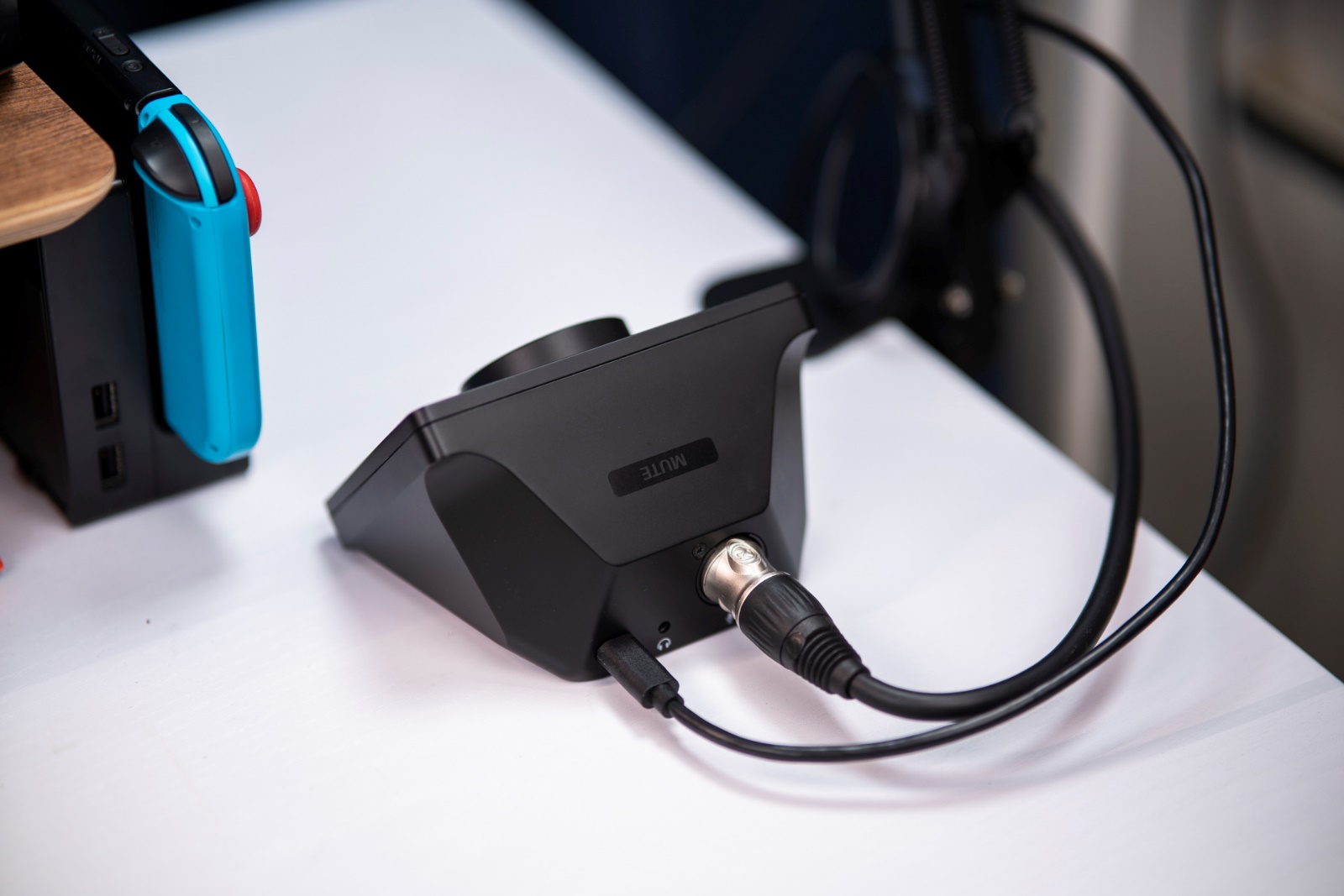 让声音更动听，提升麦克风录音效果，Elgato Wave XLR调音台用后感