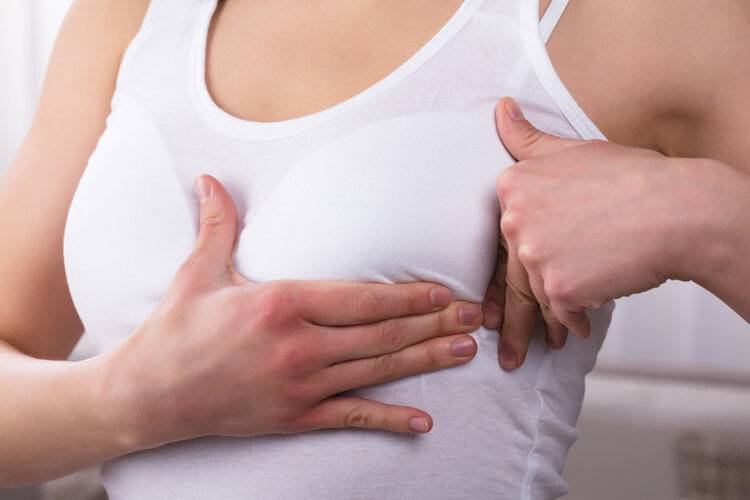 乳房胀痛是咋回事？医生提醒：最常见的是这10种，情况可轻可重