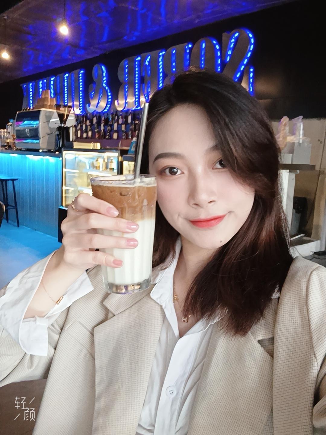 vivo S9对决美颜相机app，谁才是真正的美颜利器？