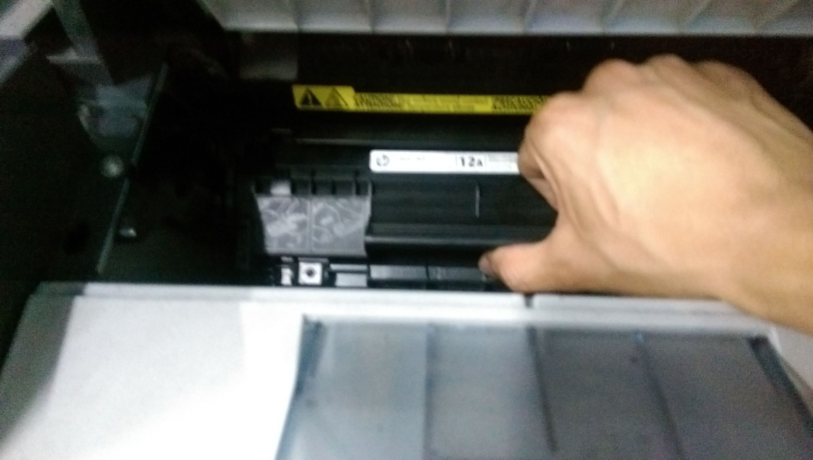 打印机打印的字不清晰了，自己动手换个硒鼓不求人