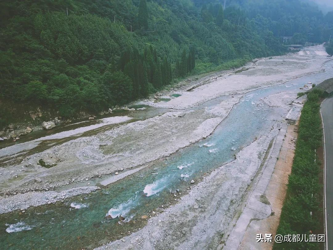 周末去哪儿丨想带孩子去露营，开门见山水又安全的那种