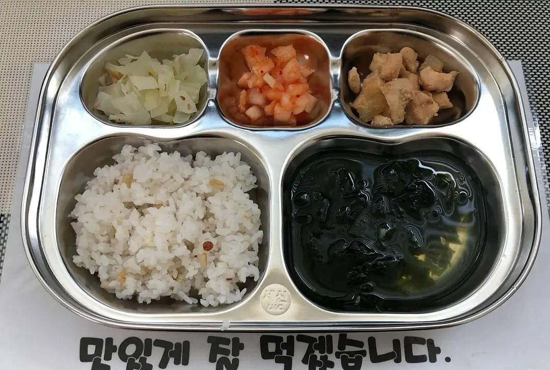 中、日、韩三国幼儿园伙食大比拼，网友：没有对比就没有伤害