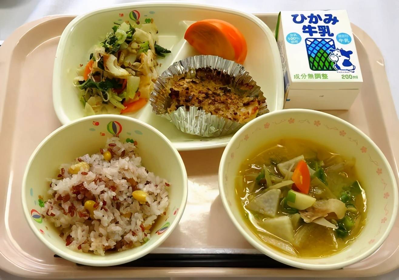 中、日、韩三国幼儿园伙食大比拼，网友：没有对比就没有伤害