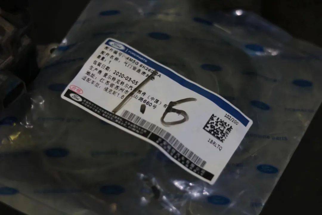 怪兽修车：花一万块整备一辆12年的福克斯，重回新车状态