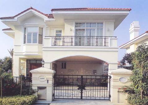 住宅大门正对着马路好吗，有什么化解方法吗？