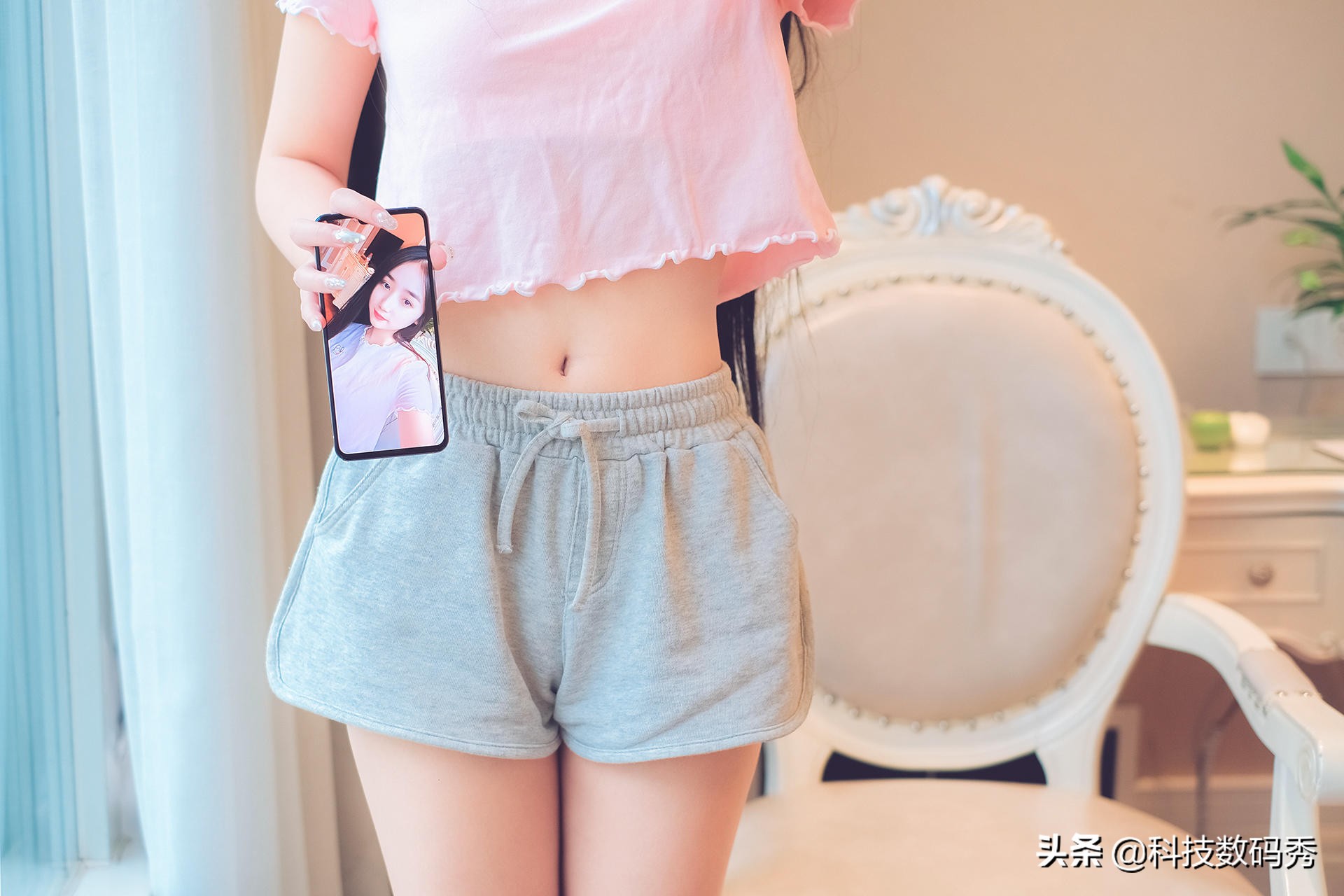 2021年度最适合女生自拍的最高像素手机，绮光焕彩vivo S10 Pro测评