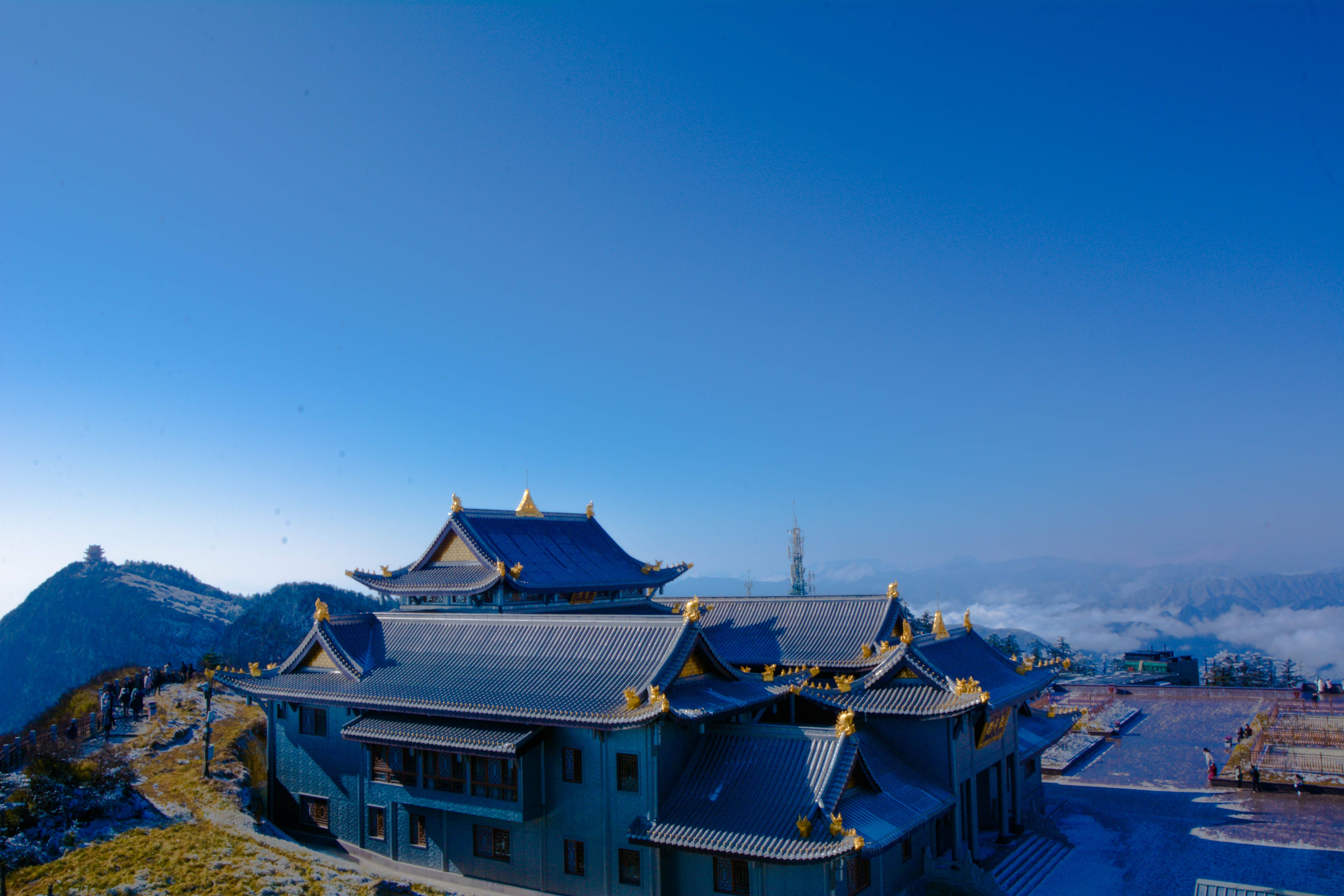 峨眉山冬游记——象城、云海、雪松、金顶、四面十方普贤金象