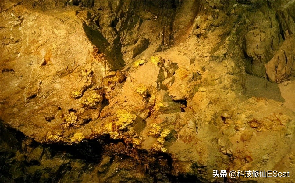 地球有4千万亿吨黄金，每人能分55万吨，但黄金稀缺又为何不采？