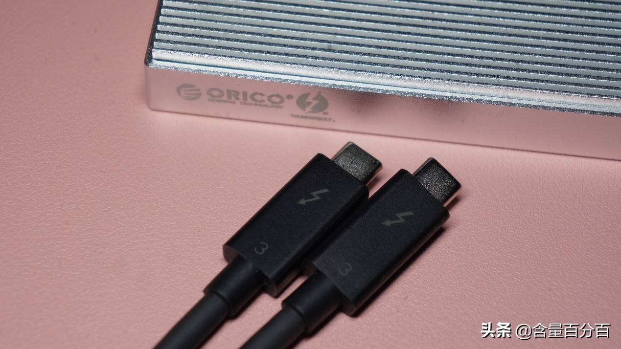 披着雷电3马甲的USB4.0？雷电3与USB4.0硬盘盒读写差异有多大？