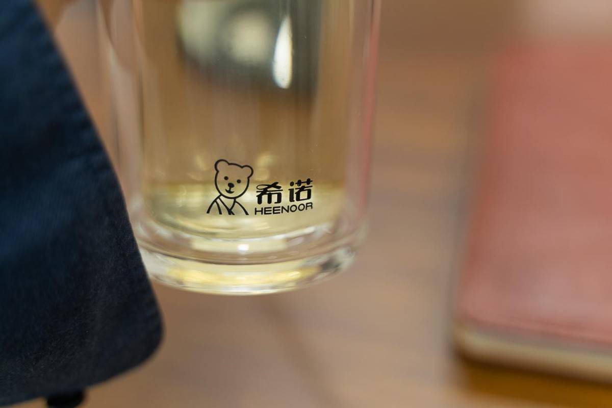 会议水杯怎么选？这款主打“高端”的分离水杯，能入你法眼吗？