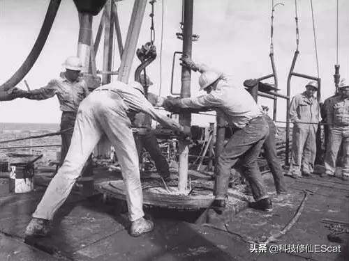 地球有4千万亿吨黄金，每人能分55万吨，但黄金稀缺又为何不采？