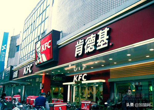 “直营店”or“加盟店”，我到底该选择什么店？