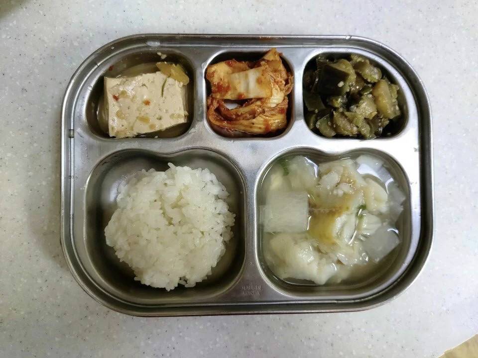 中、日、韩三国幼儿园伙食大比拼，网友：没有对比就没有伤害