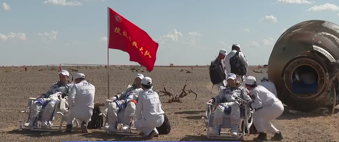 神舟十二号宇航员成功返回，太空生活会对宇航员产生什么影响？