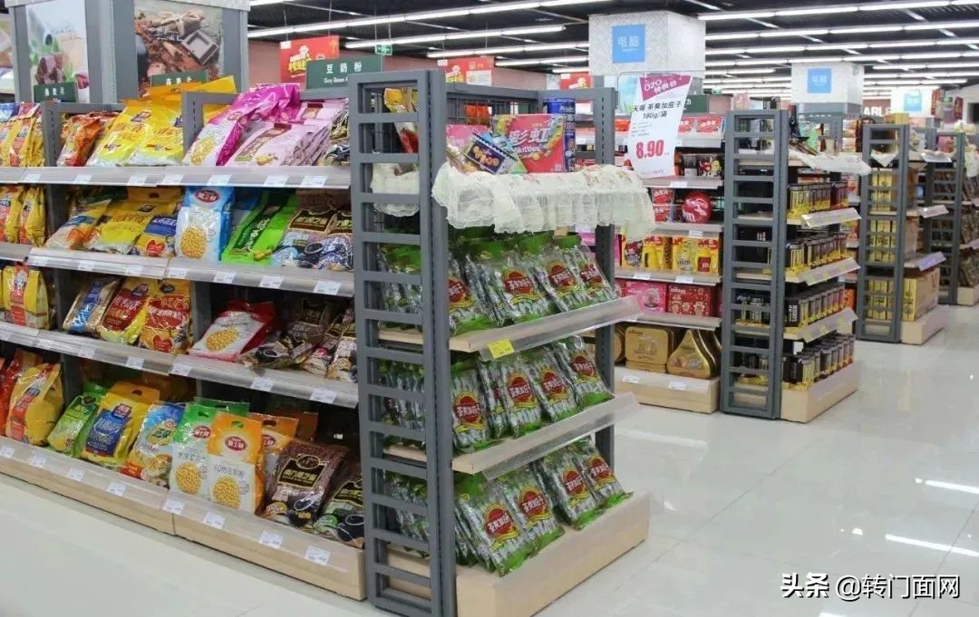 便利店货架摆放有技巧，4种布局让商品销量倍增
