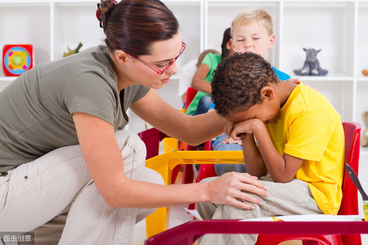 幼儿园的保育员老师到底是干什么的？和你想的不一样