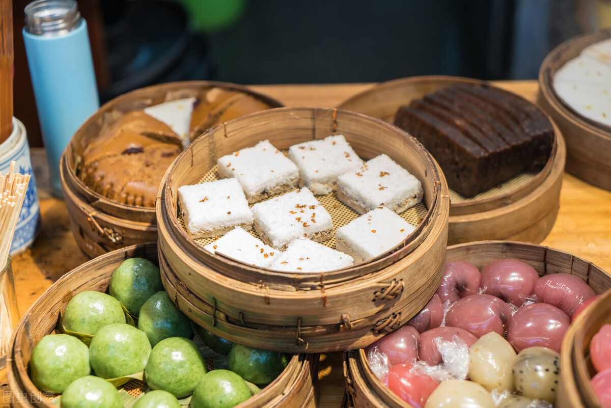 明日重阳节，传统糕点不能少，记得做给家人吃，美味寓意好