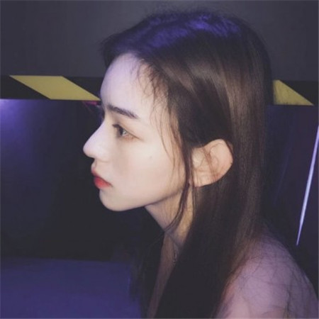 超漂亮的女生朋友圈背景图2019 唯美有气质的女生