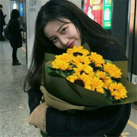 2019三八妇女节图片唯美鲜花 三八妇女节朋友圈配