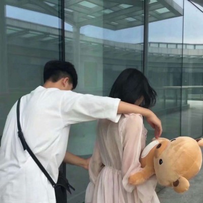 2019微信好看的情侣头像一对两张 哪有那么容易把