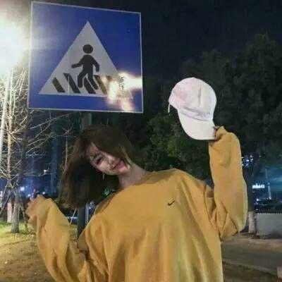 猪年情侣头像一男一女可爱好看 即使你离开我热