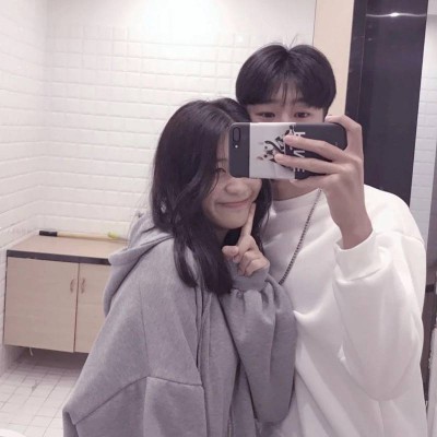 2019好看的情侣头像一对两张 喜欢你做什么都愿意