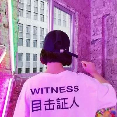 微信情侣个性头像两张一男一女 不喜热闹又怕孤