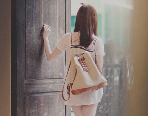 一句话伤感说说带图片