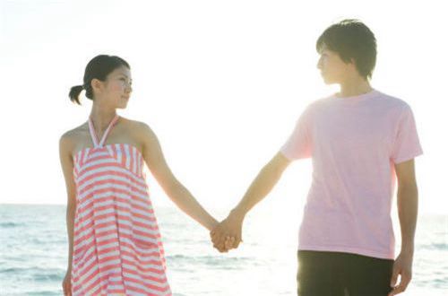 qq说说伤感女生分手了难过