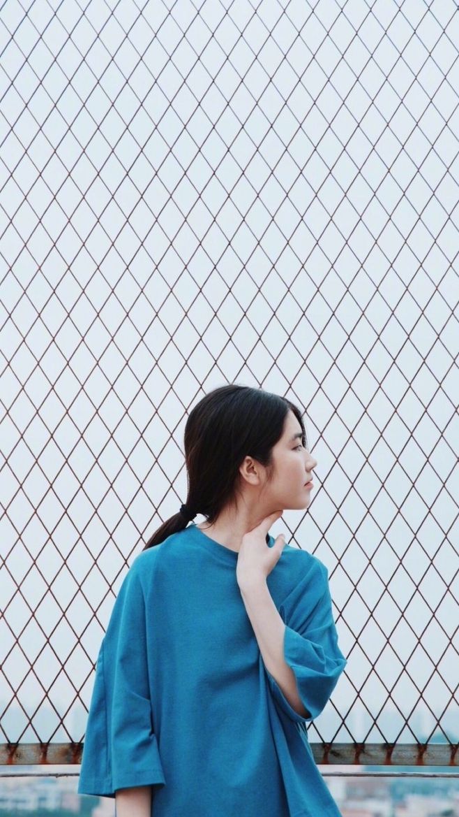 qq伤感说说孤单久了，就变成了一种习惯