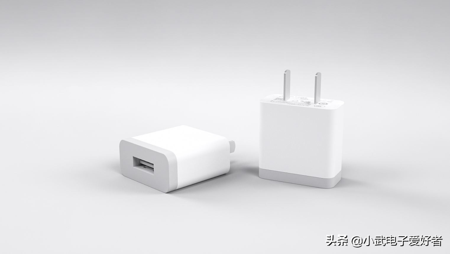 手机充电器长期不拔很危险，不要再拿生命来开玩笑了