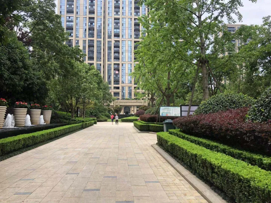 实探！二手房价涨幅垫底的临平老城，却是自住客的“天堂”