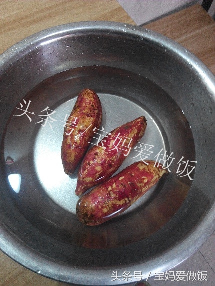 超简单微波炉烤红薯，好吃得不要不要的